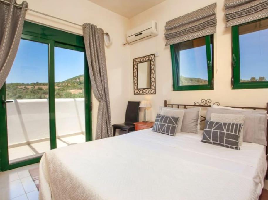 Villa Lea Vlicha  Екстериор снимка